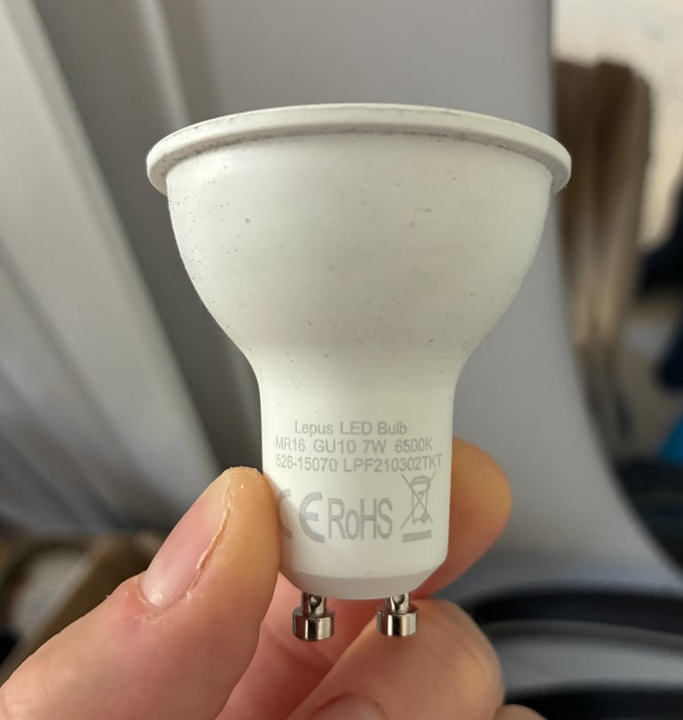 18 GU10 various 6500k LED bulbs - used, good condition
