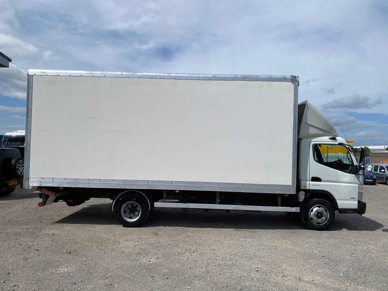 MITSUBISHI FUSO CANTER 7C18 7.5 TONNE BOX VAN 2021 – CN70 UYH