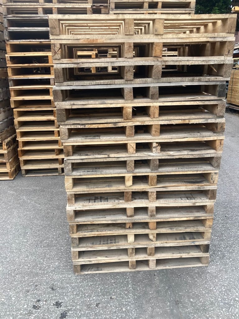 image for wooden pallets 
