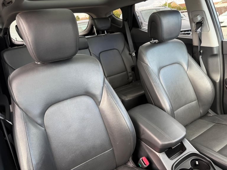 2017 Hyundai Santa Fe 2.2 CRDi Blue Drive Premium SE Auto 4WD Euro 6 (s/s) 5dr (7 Seat) ESTATE Di...