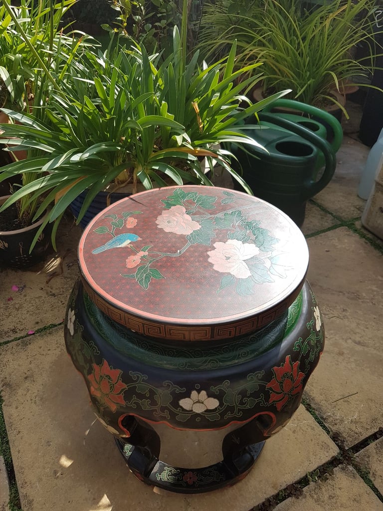 Antique cloisonne garden stall