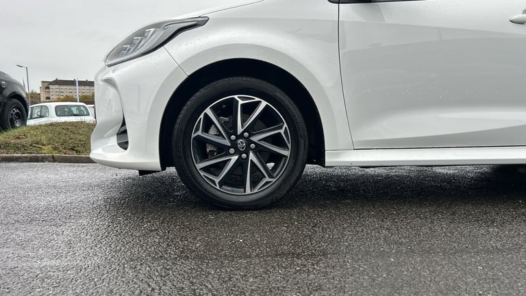 2022 Toyota Yaris 1.5 Hybrid Design 5dr CVT Hybrid Hatchback Hatchback Hybrid Automatic