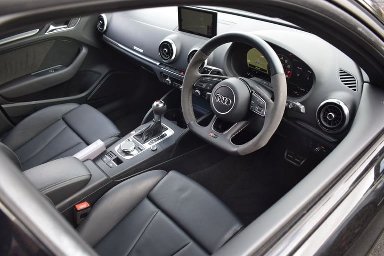 2017 67 AUDI RS3 2.5 TFSI SPORTBACK 5DR PETROL S TRONIC QUATTRO EURO 6 (S/S) (40