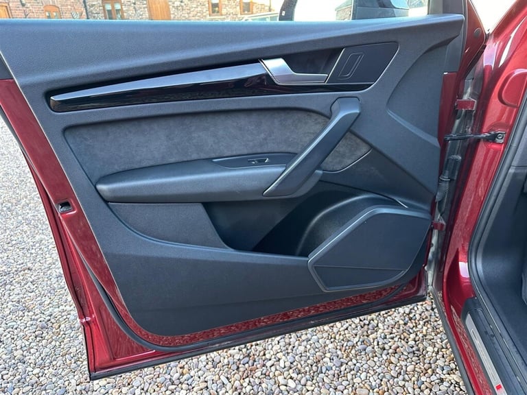 2019 Audi Q5 2.0 TDI 40 Black Edition S Tronic quattro Euro 6 (s/s) 5dr SUV Diesel Automatic