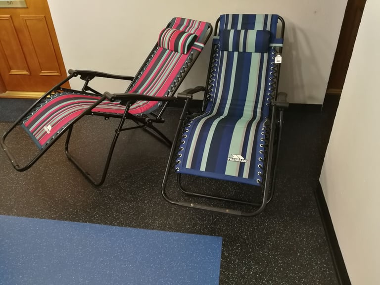 Padded Reclining Sun Lounger Chair Glentilt