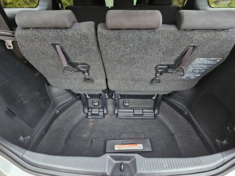  Toyota Estima 2.4 Petrol Automatic New Shape 8 Seater MPV MPV Petrol Automatic