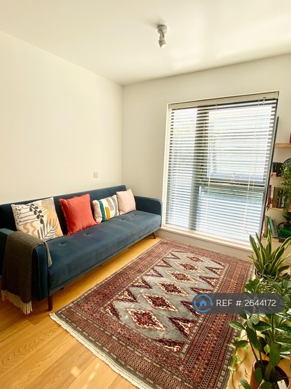 1 bedroom flat in Noble House, London, N16 (1 bed) (#2644172)