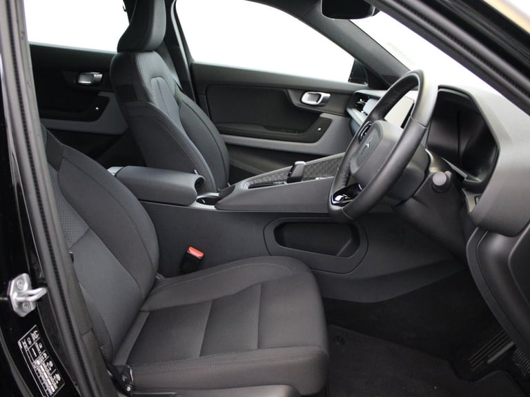 2021 Polestar Polestar 2 165kW 64kWh Standard Range Single motor 5dr Auto Saloon ELECTRIC Automatic