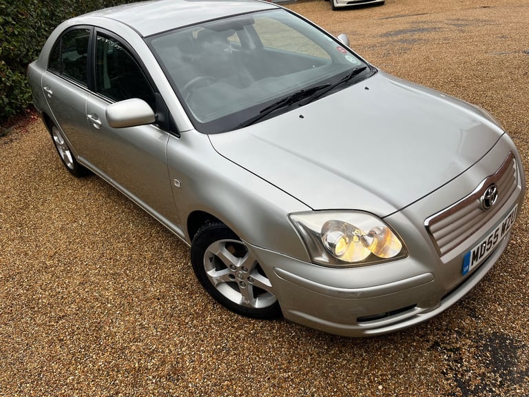Toyota Avensis 2.2 D-4D , full year MOT, bargain, leather, FSH, cheap car, Diesel Toyota