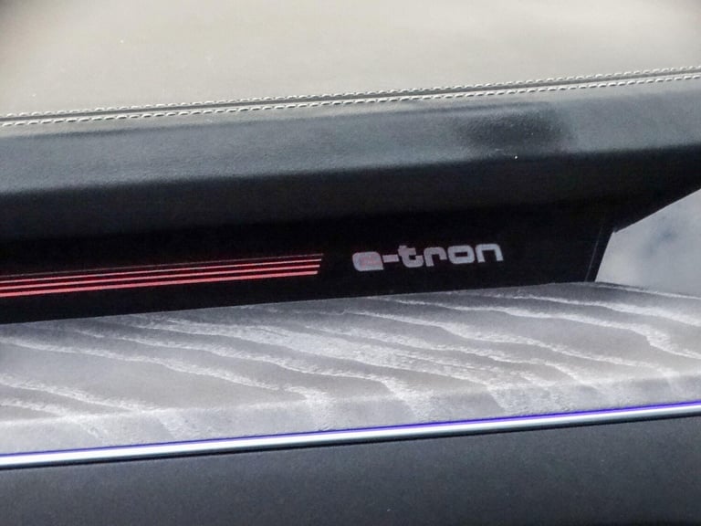 2023 Audi e-tron 300kW 55 Quattro 95kWh Vorsprung 5dr Auto ESTATE ELECTRIC Automatic