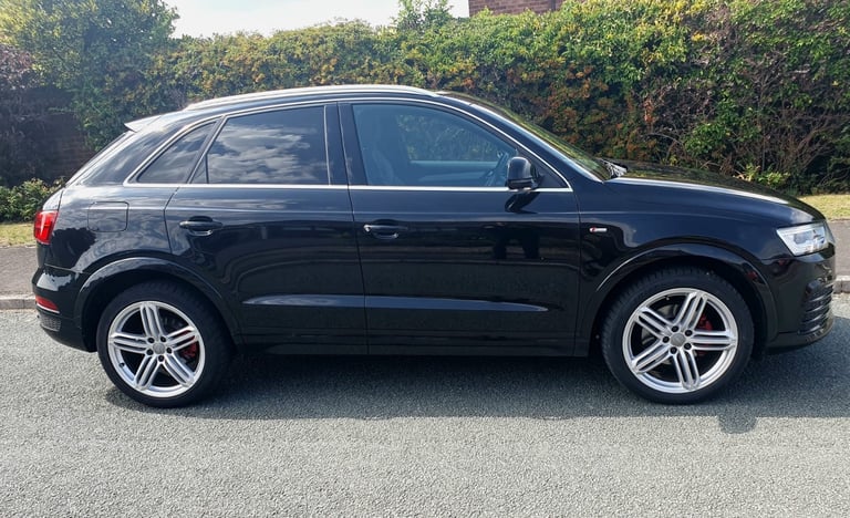 2015 Facelift*Audi Q3 S-Line +*Quattro 4WD*Rare Panoramic roof*2.0 TDI 150 BHP*Only 96k