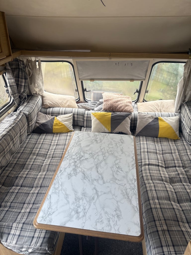 Delta twin wheel base caravan 