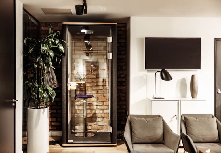 EC2R Spaces For 3 to 260 Desks - Private Offices to Rent in Bank