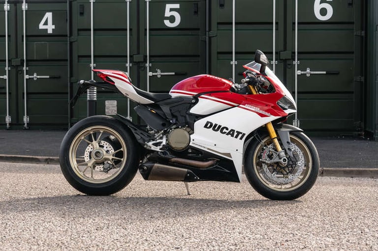 image for  Ducati DUCATI 1299 PANIGALE S ANNIVERSARIO Manual