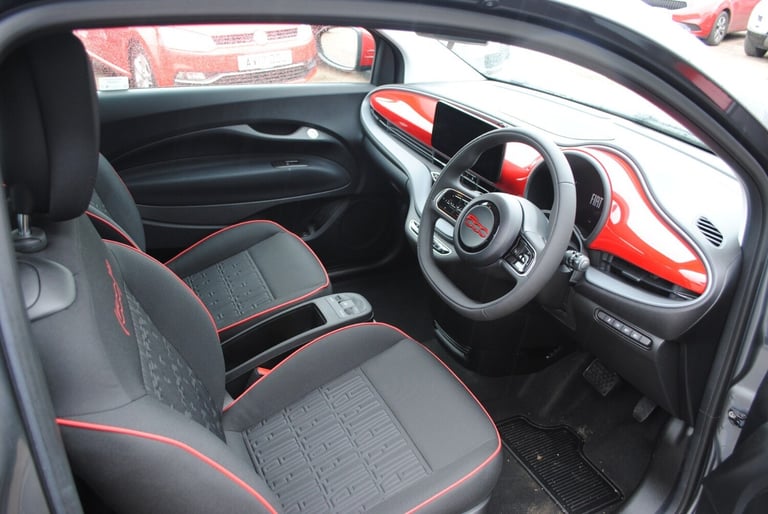 2023 Fiat 500 87kW Red 42kWh 3dr Auto Hatchback Electric Automatic