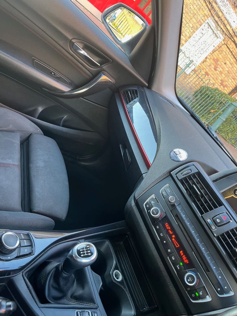 BMW, 1 SERIES, Hatchback, 2012, Manual, 1598 (cc), 5 doors