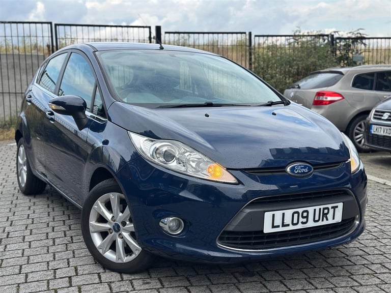 image for 2009 Ford Fiesta 1.4 Zetec Hatchback 5dr Petrol Manual (133 g/km, 94 bhp) Hatchback Petrol Manual