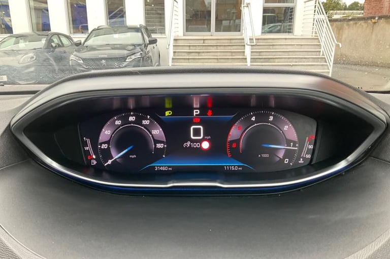 2022 Peugeot 5008 1.5 BlueHDi Allure 5dr EAT8 SEMI-AUTO Estate Diesel Semi Automatic