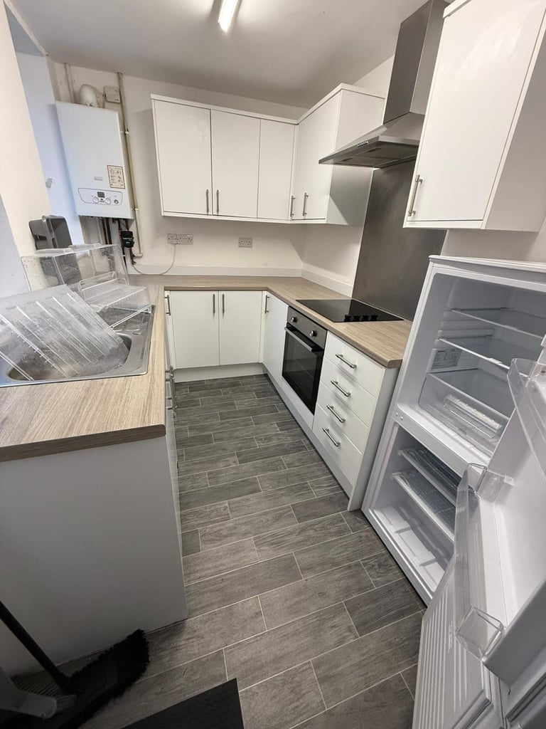 Modern 2 bed house Ockerby Street Bulwell £825