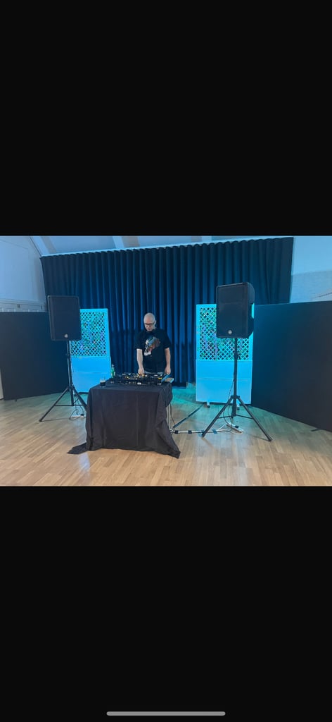 image for 2 x Yamaha DBR15 Powered PA Speaker 15 Inch + Speaker Stand Pair + Yamaha Covers