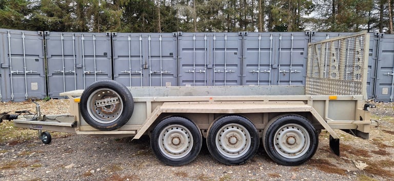 IFOR WILLIAMS PLANT TRAILER DIGGER DUMPER ROLLER MACHINE TRI AXLE GP126 BUILDER TRI AXLE