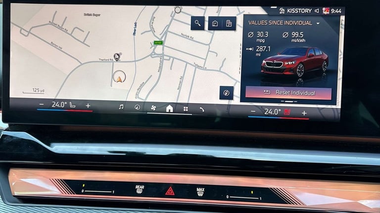 2025 BMW 5 Series 550e xDrive M Sport Pro 4dr Auto SALOON PETROL/ELECTRIC Automatic