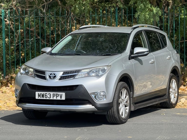 2014 Toyota RAV4 2.2 D-CAT Invincible Auto 4WD Euro 5 5dr ESTATE Diesel Automatic