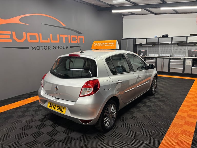 2012 Renault Clio 1.2 16V Dynamique TomTom 5dr HATCHBACK Petrol Manual