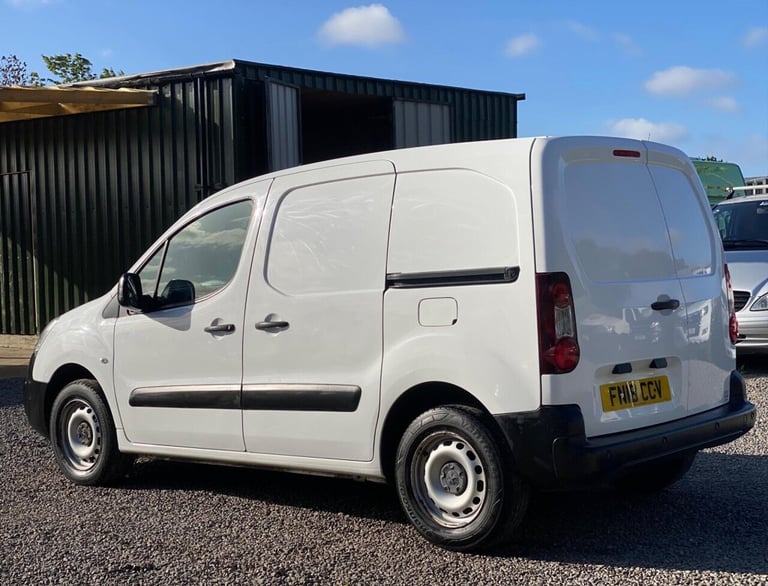 2018 Peugeot Partner 850 1.6 BlueHDi 100 Professional Van ATV PANEL VAN DIESEL Manual