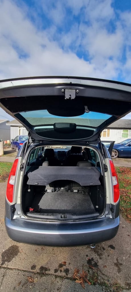 Skoda, ROOMSTER, MPV, 2011, Manual, 1598 (cc), 5 doors