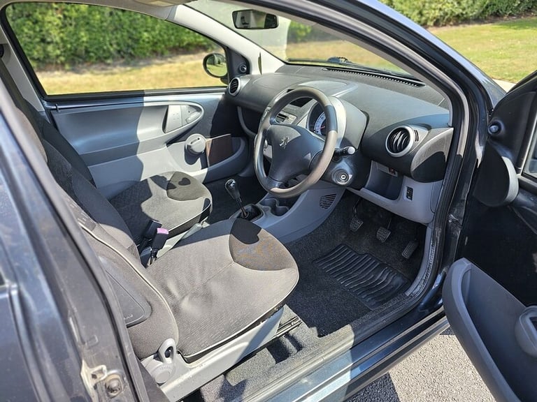 2009 Peugeot 107 1.0 Urban 3dr HATCHBACK PETROL Manual