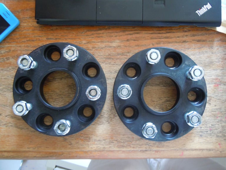 2 X Wheels spacers Tegiwa  PCD 5X114.3 HUB 61.1  20mm