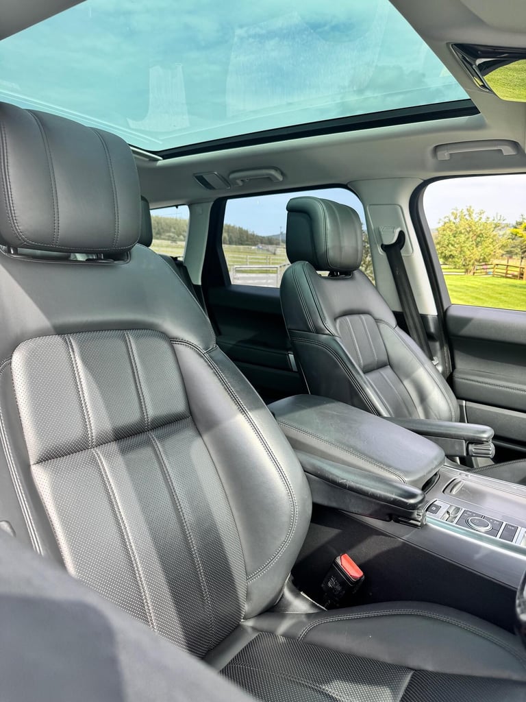 LAND ROVER RANGE ROVER SPORT 3.0 SD V6 HSE 2018