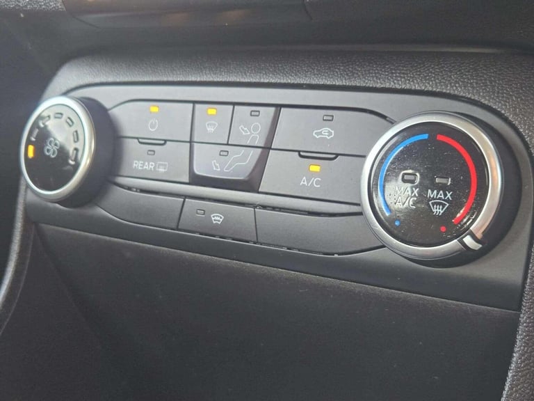 2017 Ford Fiesta 1.1 Ti-VCT Zetec Euro 6 (s/s) 3dr HATCHBACK Petrol Manual