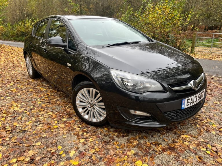 2013 Vauxhall Astra 1.6i 16V Energy 5dr HATCHBACK PETROL Manual