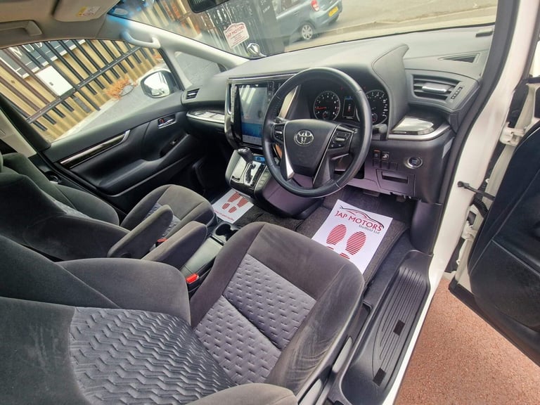 2016 Toyota Alphard 2.5  Petrol Automatic