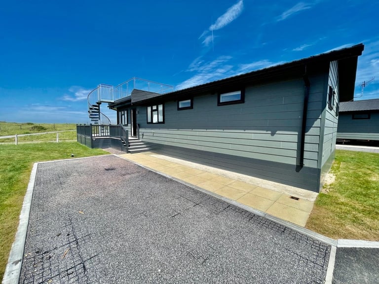 Seaview Luxury Lodge South Coast CALL TOM 0️⃣7️⃣9️⃣7️⃣9️⃣1️⃣2️⃣7️⃣8️⃣5️⃣5️⃣ 