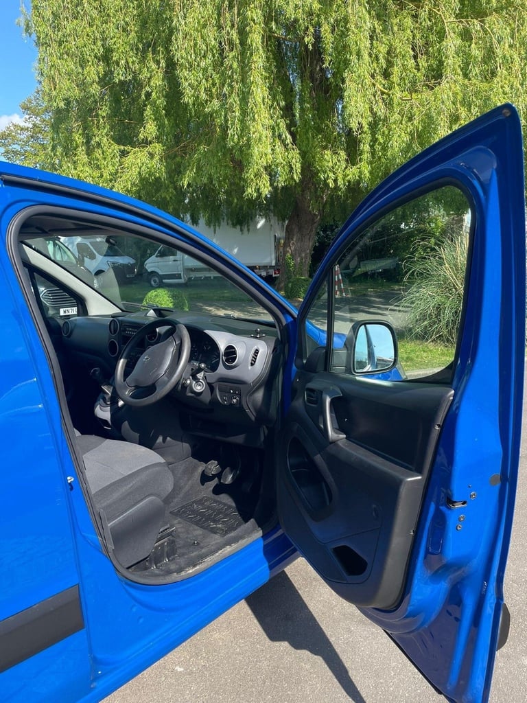 2018 Peugeot Partner 1.6 BlueHDi 648 S L1 4dr PANEL VAN Diesel Manual