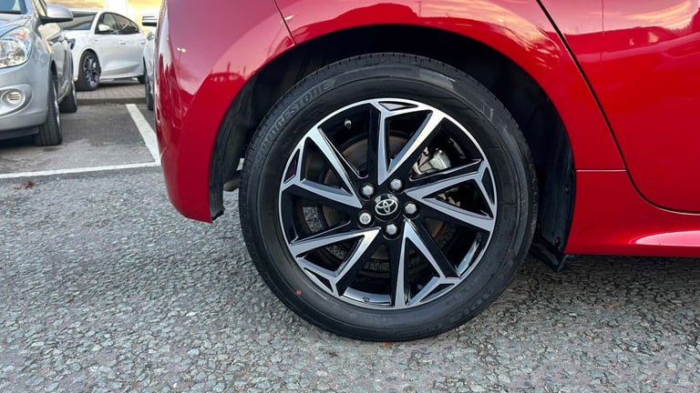 2022 Toyota Yaris 1.5 Hybrid Design 5dr CVT HATCHBACK PETROL/ELECTRIC Automatic