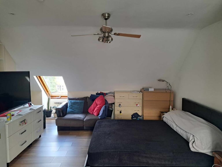 Spacious & Cosy Ensuite Room for Rent TW14 0JS 