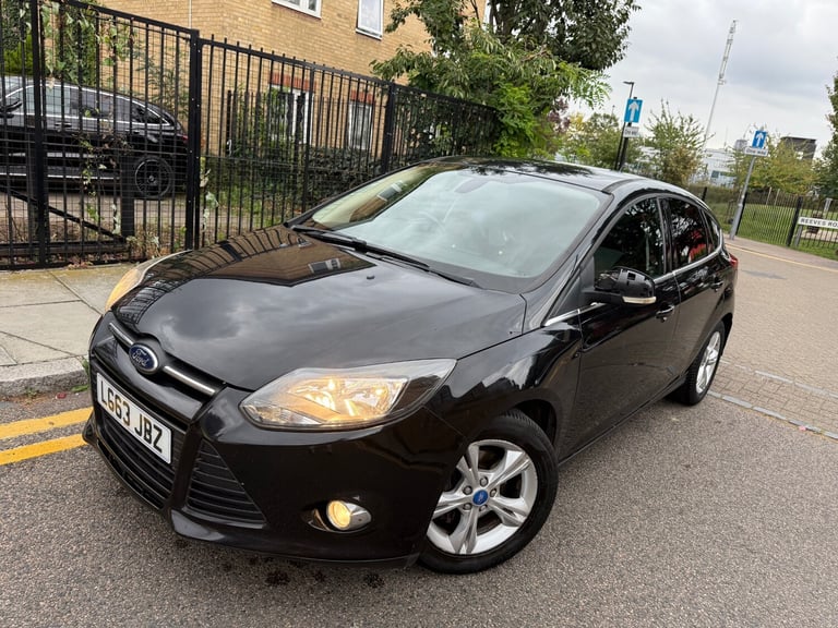 2014 Ford Focus 1.0 EcoBoost Zetec 5dr HATCHBACK Petrol Manual