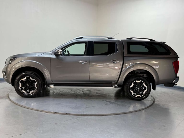 2020 Nissan Navara Double Cab Pick Up Tekna 2.3dCi 190 TT 4WD Auto PICK UP DIESEL Automatic