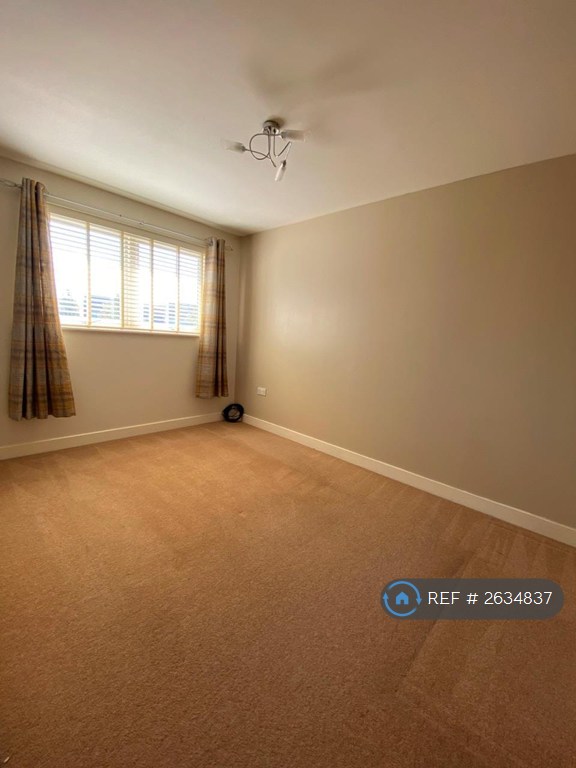 3 bedroom house in Nursery Grove, Gravesend, DA11 (3 bed) (#2634837)
