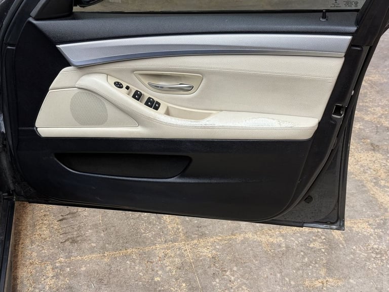 2015 BMW 5 Series 2.0 520d M Sport Saloon 4dr Diesel Auto Euro 6 (s/s) (190 ps) Saloon Diesel Aut...
