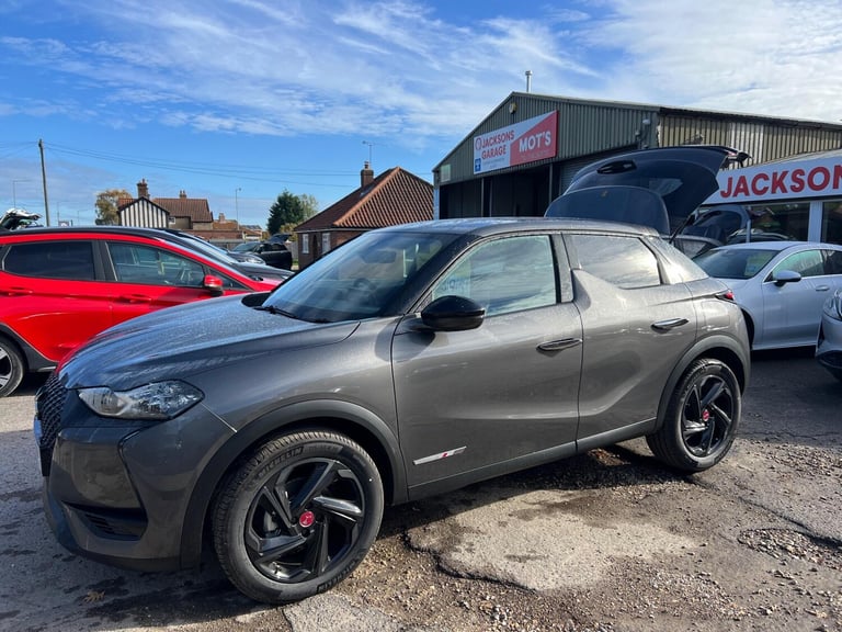 2022 DS Automobiles DS 3 Crossback 1.2 PureTech Performance Line + Crossback EAT8 Euro 6 (s/s) 5d...