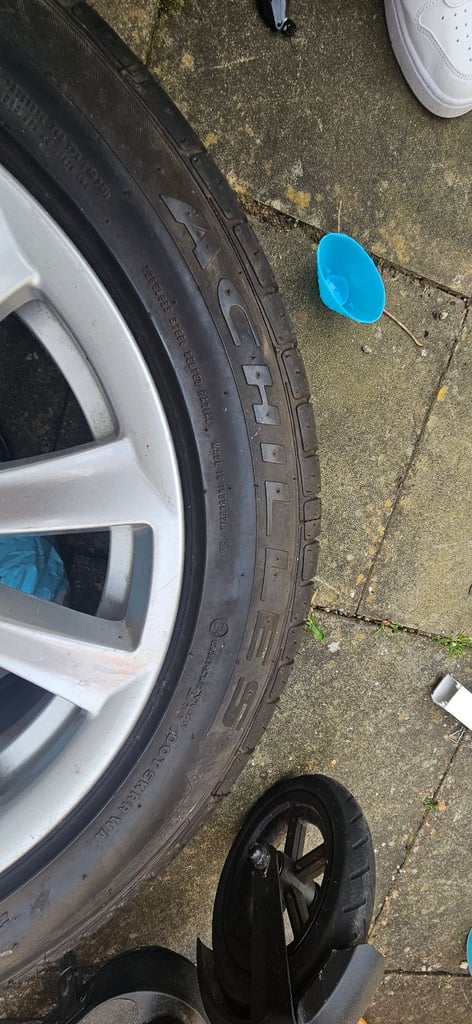 BMW F10 5 SERIES WHEEL AND TYRE