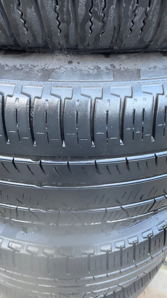 21” Range Rover wheels and tyres 