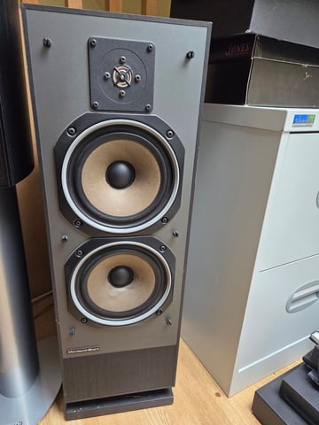 VINTAGE MORDAUNT SHORT FLOORSTANDER HIFI SPEAKERS in Sudbury