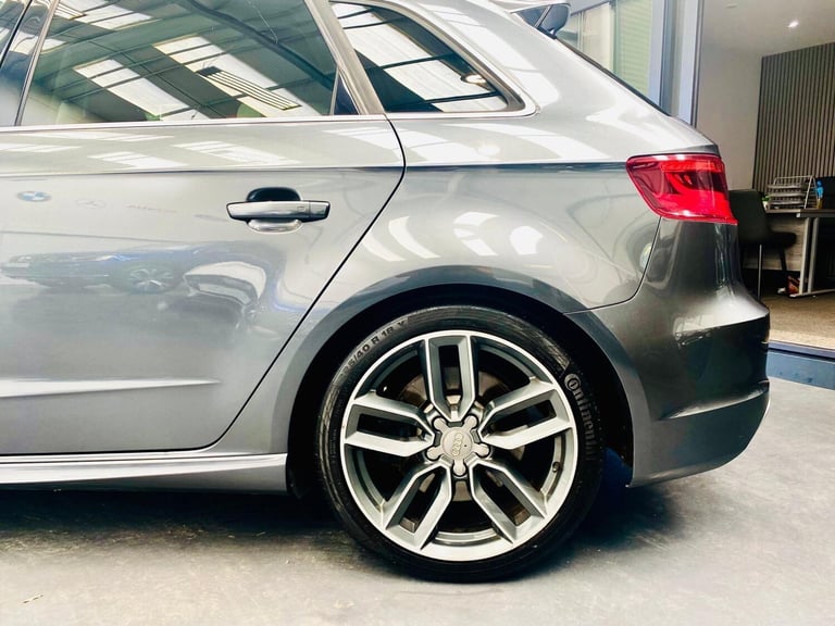 2015 Audi S3 2.0 TFSI Sportback quattro Euro 6 (s/s) 5dr (Nav) HATCHBACK Petrol Manual