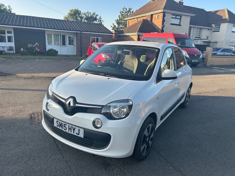 Renault, TWINGO, Hatchback, 2015, Manual, 999 (cc), 5 doors